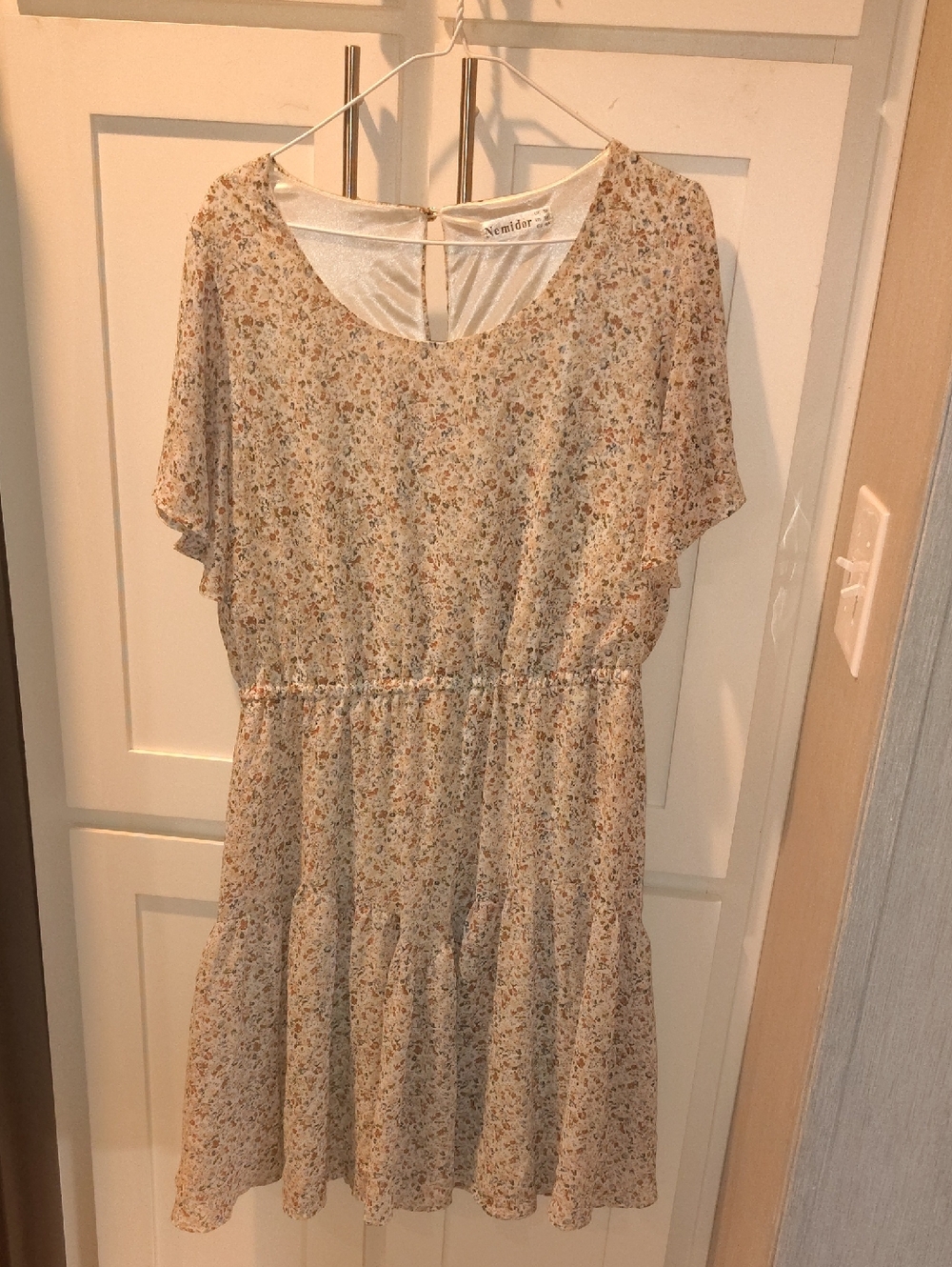 Nemidor Cream Floral Midi Dress with Elastic Waist